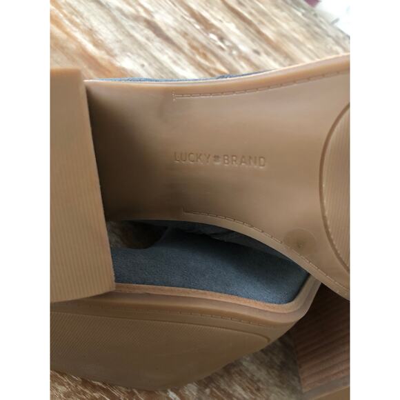 Lucky Brand Pellyon Bootie Heel Almond Toe Blue NEW 8.5 US - Picture 9 of 9